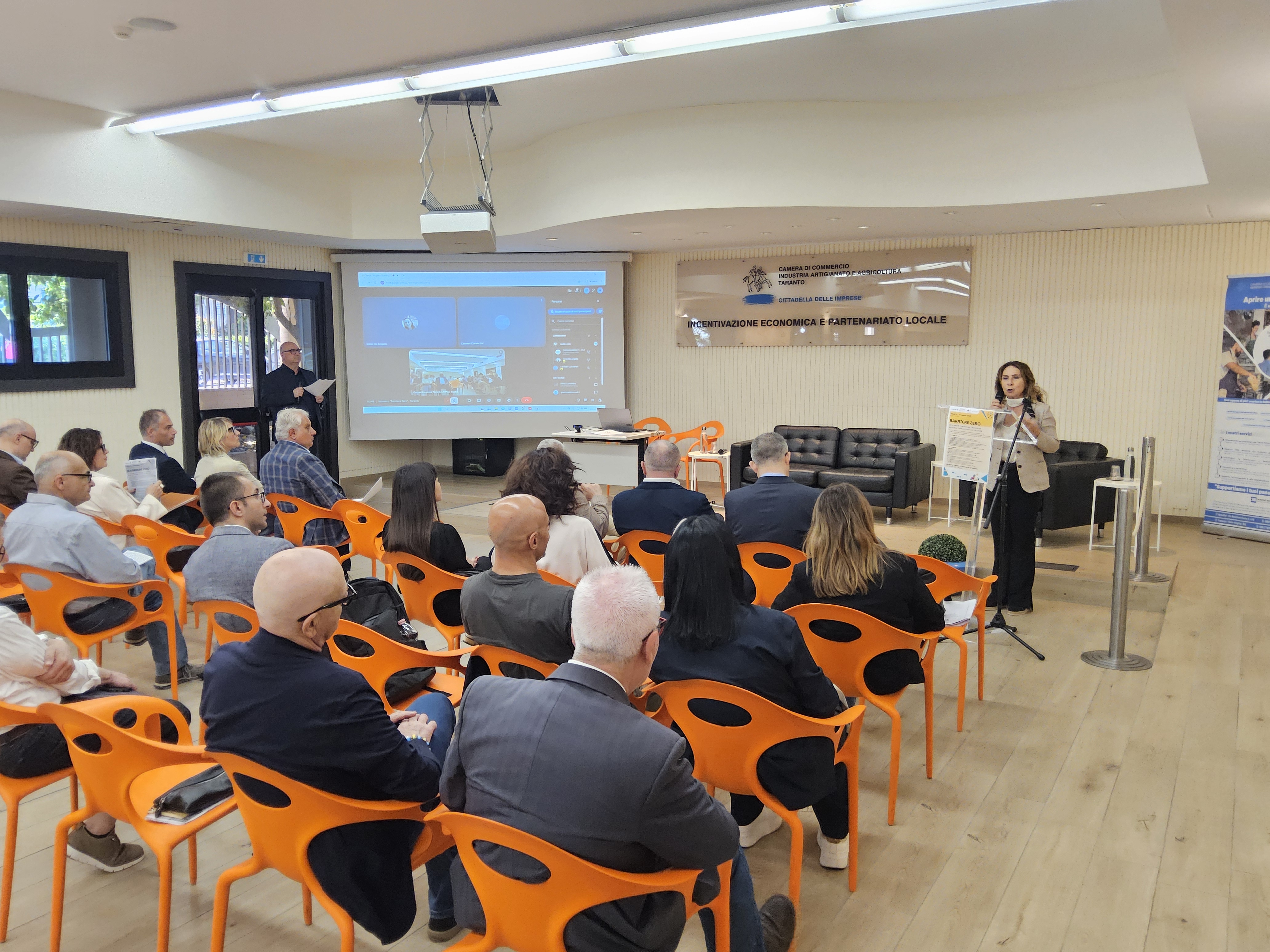 𝐁𝐀𝐑𝐑𝐈𝐄𝐑𝐄 𝐙𝐄𝐑𝐎 - 𝐓𝐀𝐏𝐏𝐀 𝐃𝐈 𝐓𝐀𝐑𝐀𝐍𝐓𝐎: GRANDE PARTECIPAZIONE ALL'INIZIATIVA DEL 26 MAGGIO